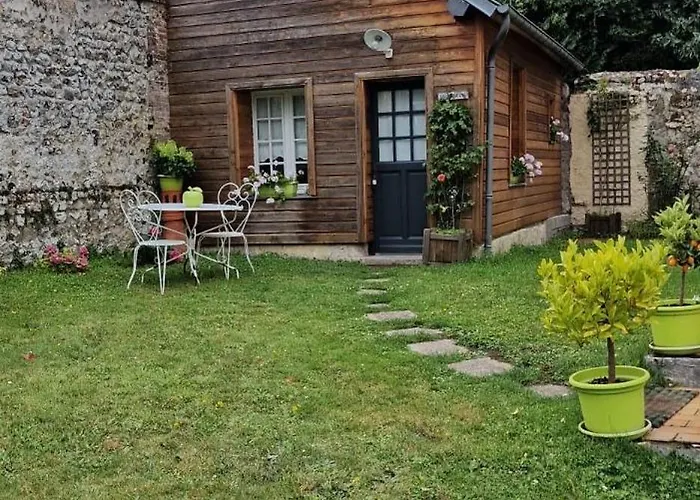Honfleur A Deux Bed and Breakfast
