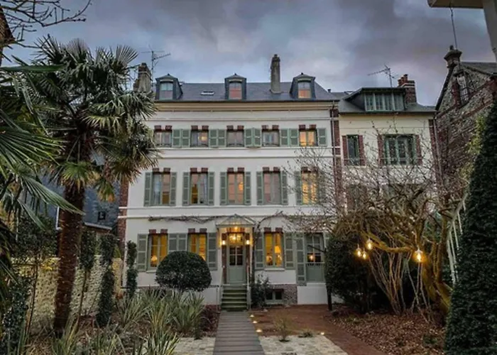 La Petite Folie Bed and Breakfast Honfleur
